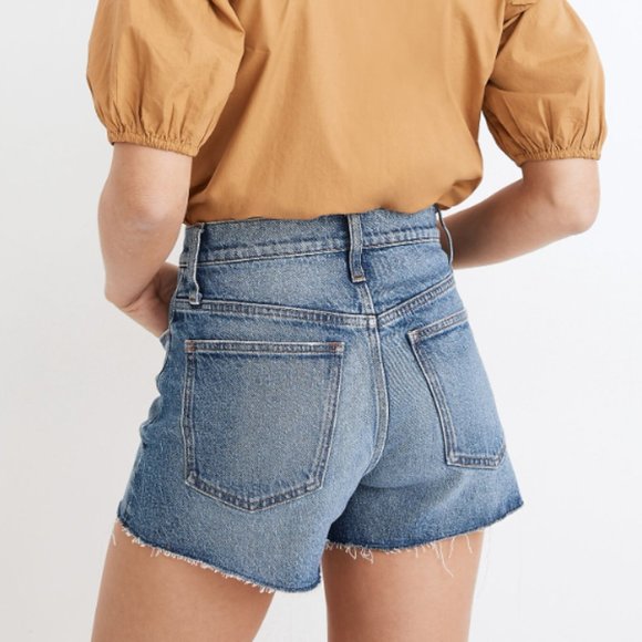 Madewell Perfect Jean Short in Bartow Wash - Tencel Denim - Picture 2 of 10